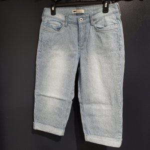 Women's Striped Levi's Capris Jeans Size 8